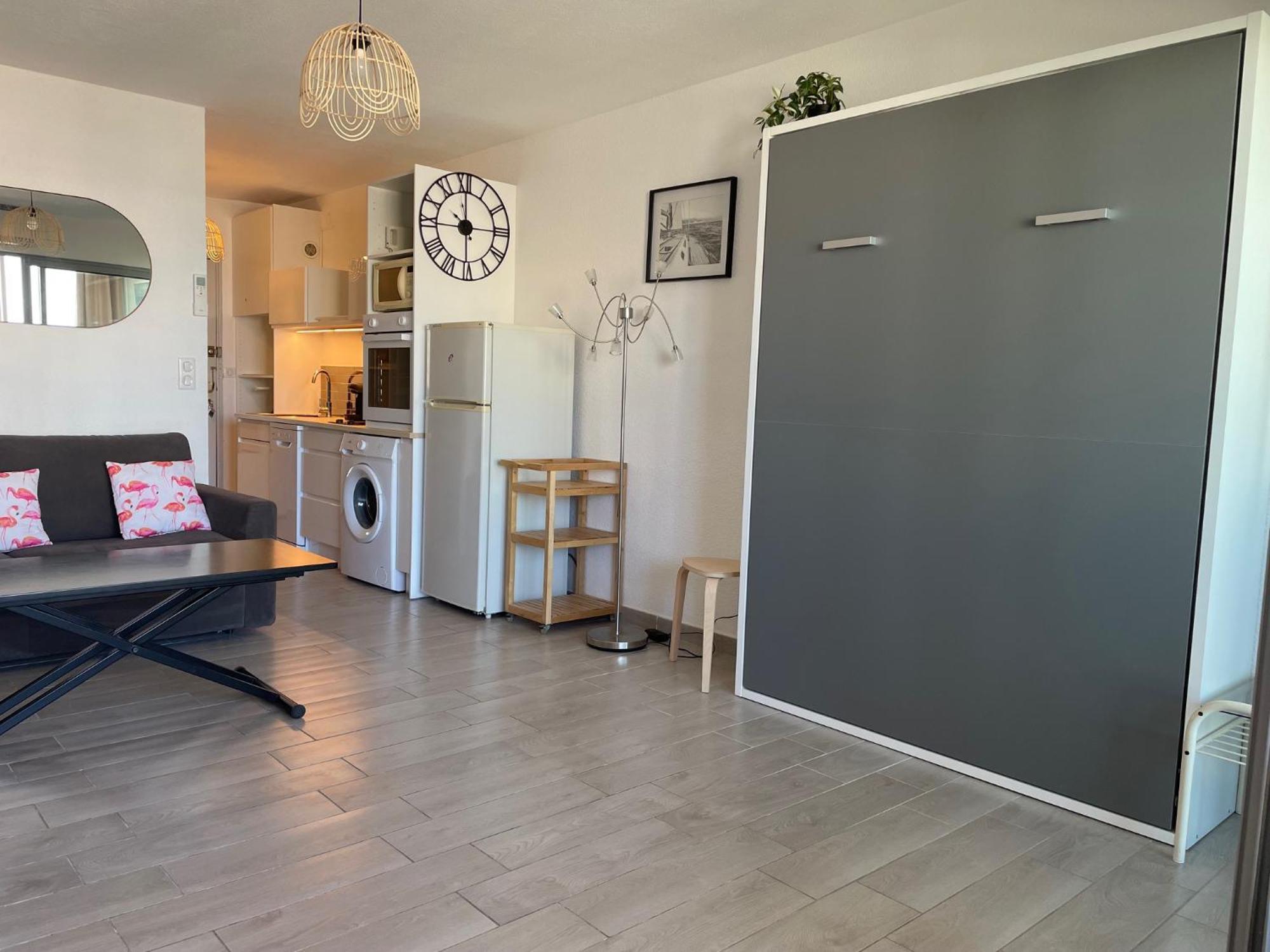 Studio 2-3 Pers Parking Clim Vue Port Et Mer Ла-Гранд-Мот Экстерьер фото